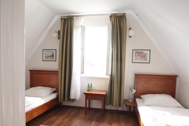 Hotel Irena 2*
